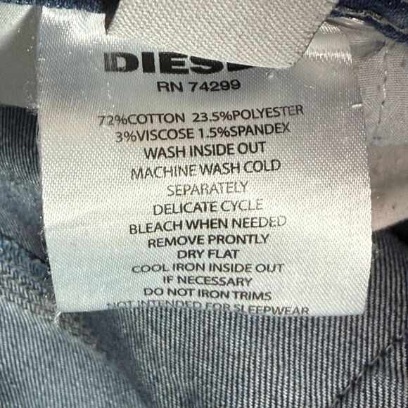 Diesel Kid Thanaz J US Straight Leg Destroyed Vintage Loose Fit Jeans in Wash KX - Picture 12 of 12